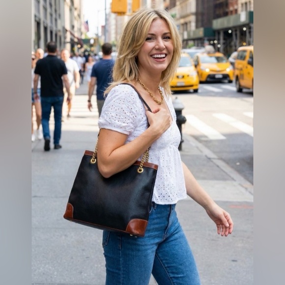 Bally Handbags - ❌sold❌ Vintage Bally Pebbled Leather Bag! Classic beauty. 🤎🖤